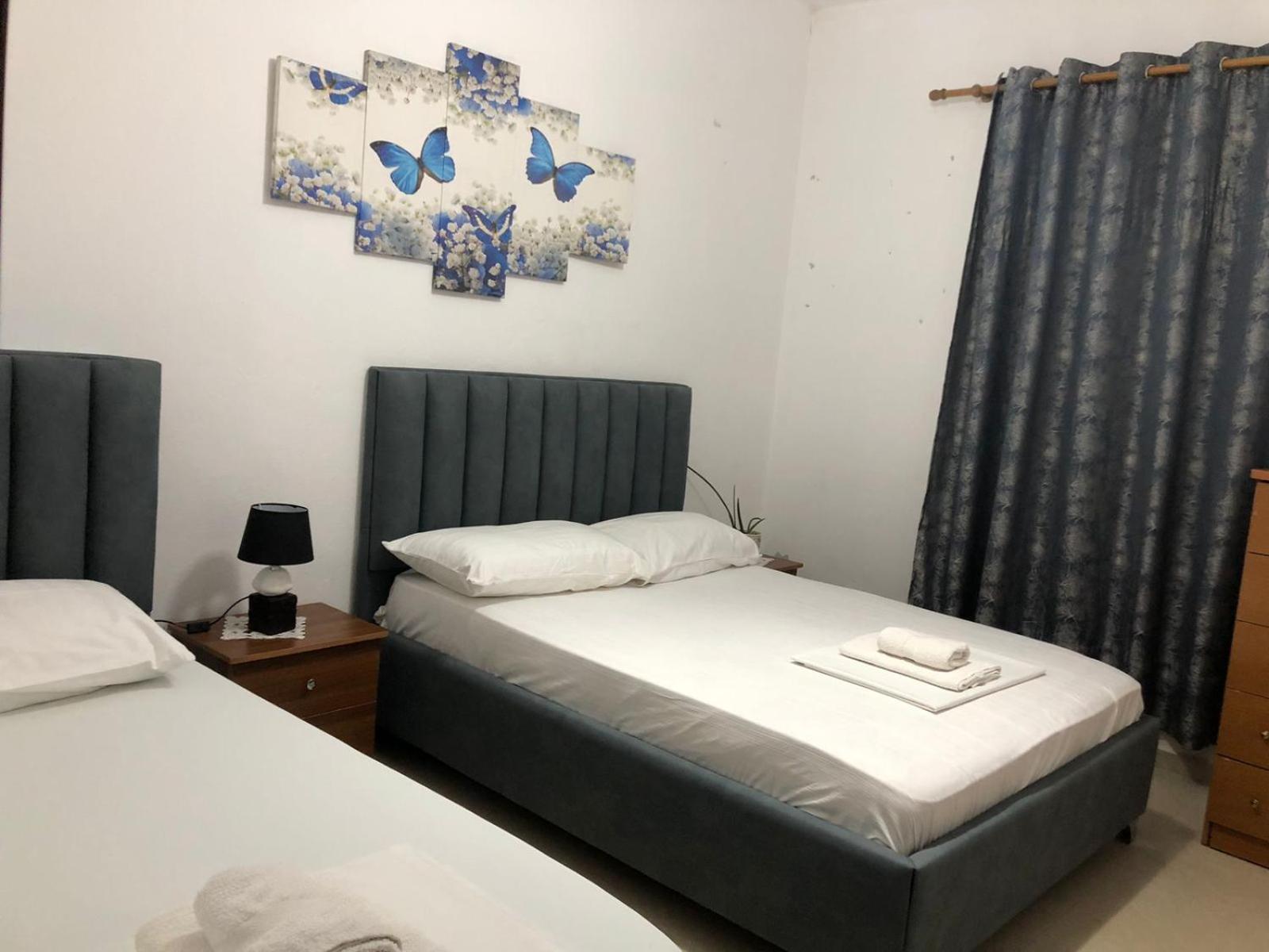 Apartment Erjon クサミル 部屋 写真